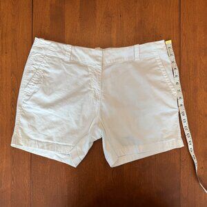 Vineyard Vines Shorts - Size 12 - White